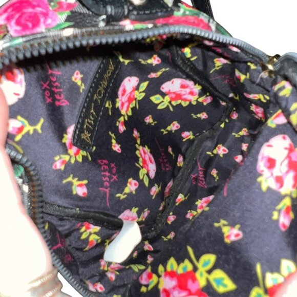 Kitschy Betsey Johnson Black Plaid Floral Puppy Dog Face Backpack Purse main image 4